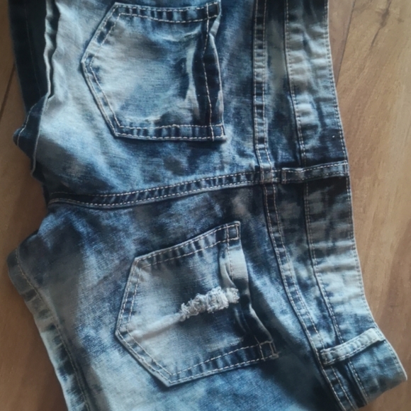 Jean skort - Picture 5 of 5